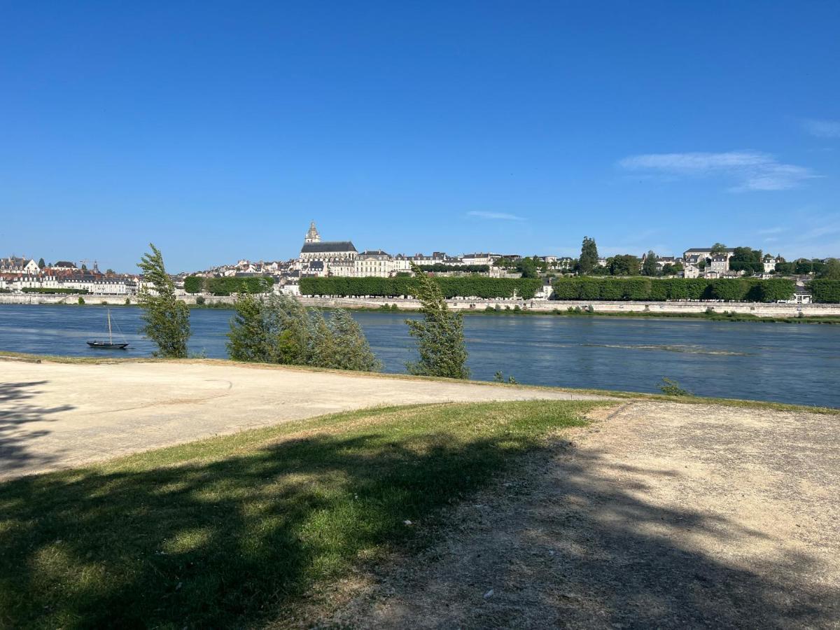 Quiniere - Entre Lac Et Foret - Hebergement Independant Avec Espace Kitchenette Blois Zewnętrze zdjęcie
